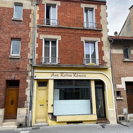 Les Rotins - Logements Climatises - Cathedrale A 2 Pas Reims Exterior photo